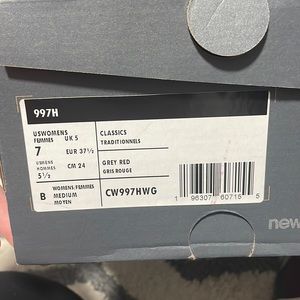 Brand new womens New Balance 997H size 7